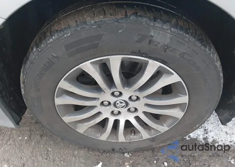 2018 Toyota Sienna Xle 8 Passenger z USA, uszkodzony, nr VIN 5TDYZ3DC4JS940590